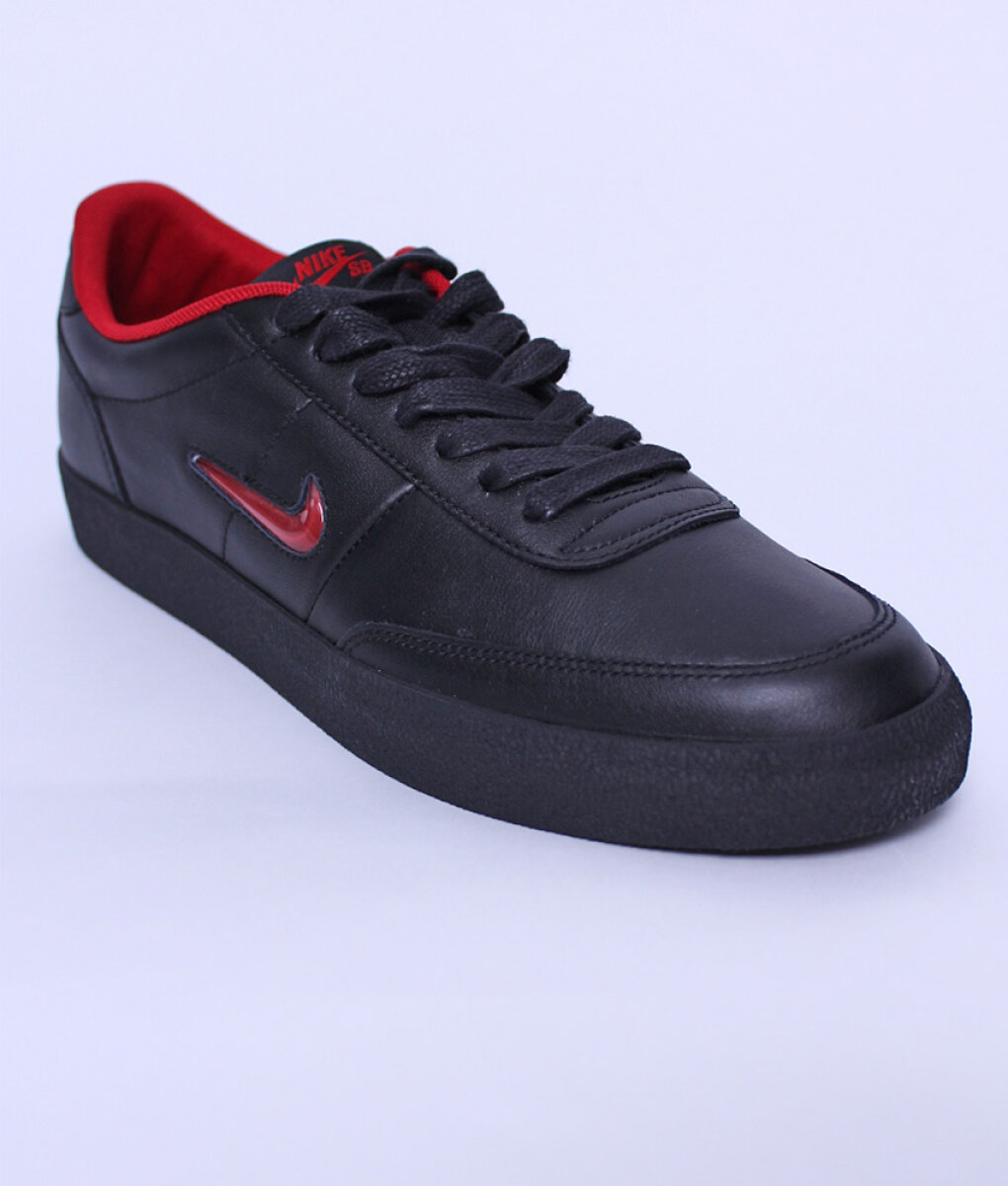 Nike sb hockey killshot sales
