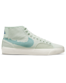 Nike SB - Blazer Court Mid PRM