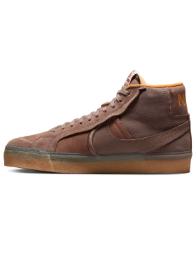 Nike SB - Zoom Blazer Mid Prm Plus