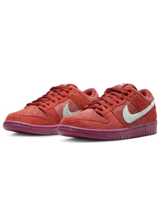 Nike SB - Dunk Low Pro PRM