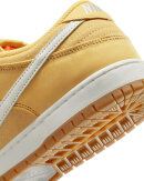 Nike SB - Dunk Low Pro