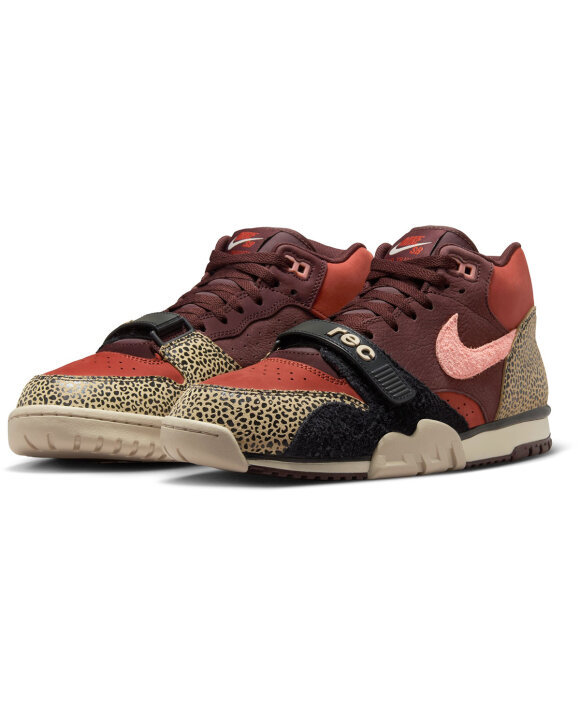 Nike SB - Air Trainer 1 QS