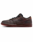 Nike SB - Dunk Low Pro Prm Krampus Nike SB - Dunk Low Pro Prm Krampus