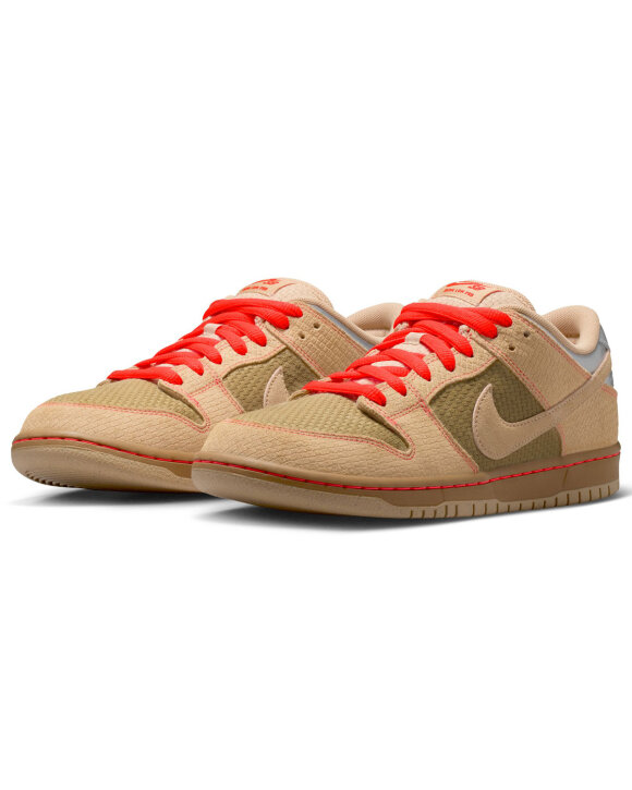 Nike SB - Dunk Low Pro