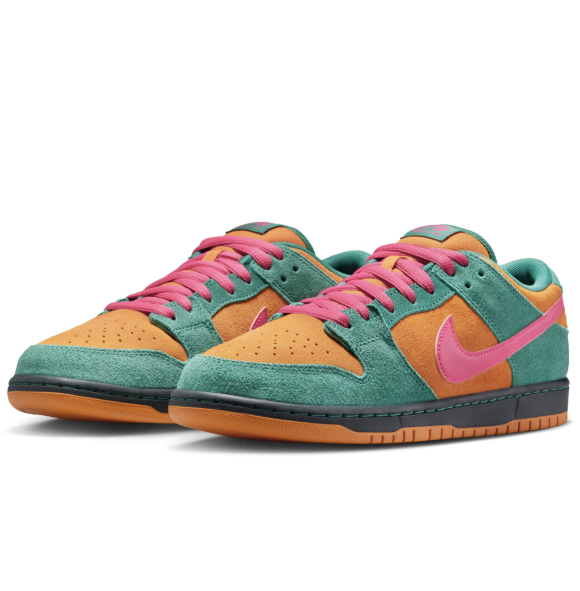 Nike SB - Dunk Low Pro Nike SB - Dunk Low Pro